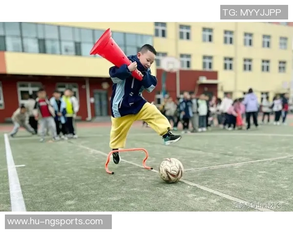 日本小学足球推荐及训练技巧分享助力孩子成长与发展